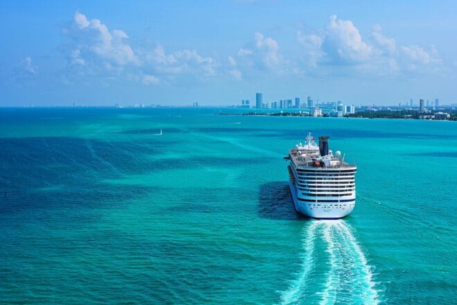 Illustration. Un paquebot de croisière.