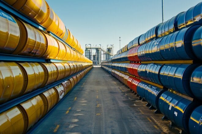 Illustration. Des barils de pétrole.