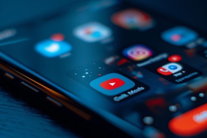 Illustration. L'application YouTube.