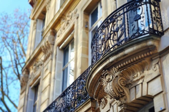 Image d'illustration. Façade d'un belle appartement en ville
