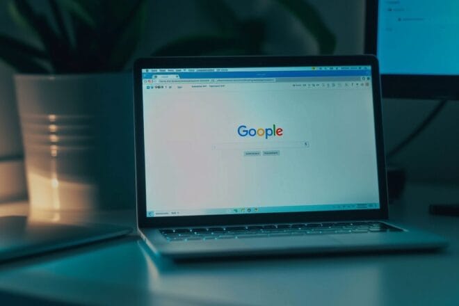 Image d'illustration. Un site internet copiant l'original (typosquatting)