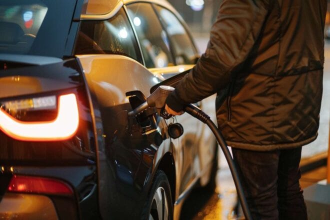 Carburant essence pompe