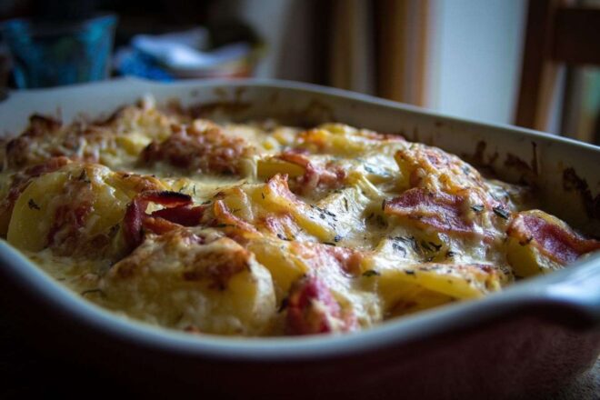 Délice de tartiflette bouillonnante