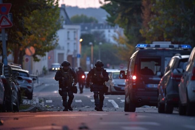 Illustration. Une opération de police.