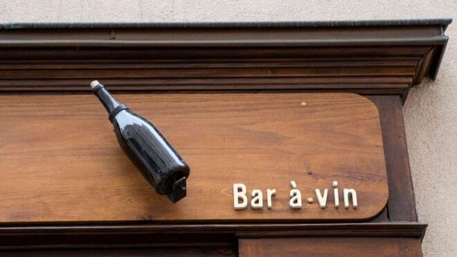Image d'illustration. Bar à vin