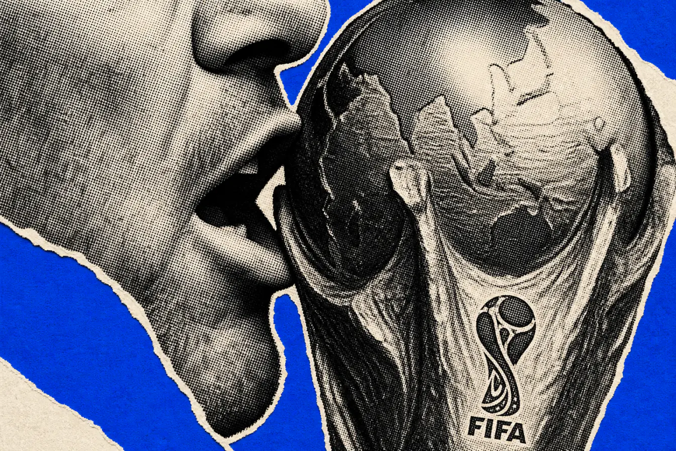 Bouche coupée contre un trophée géant