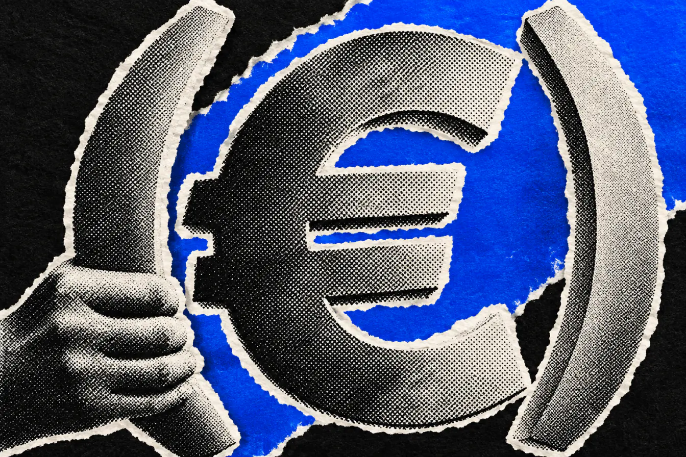 Un grand symbole € en noir et blanc tramé, tenu